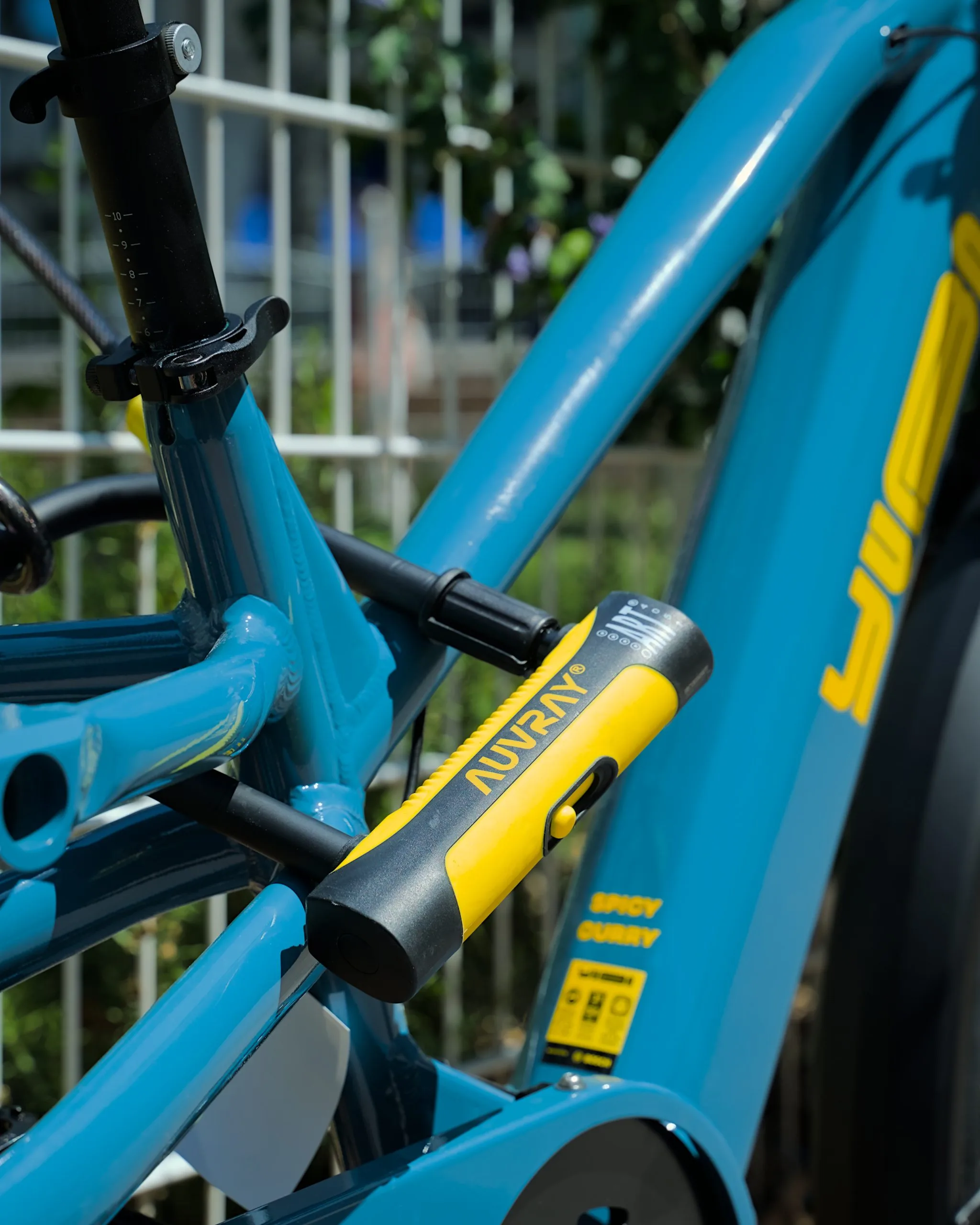 antivol U vélo électrique U-ROC Auvray haute résistance